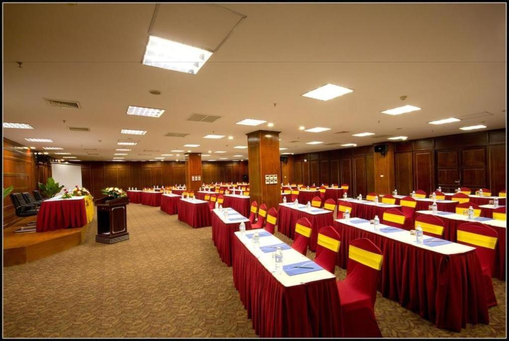 Vientiane Plaza Hotel Экстерьер фото