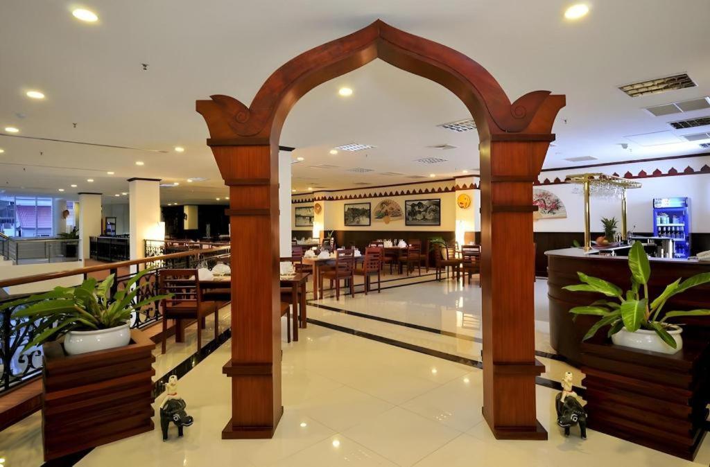 Vientiane Plaza Hotel Экстерьер фото