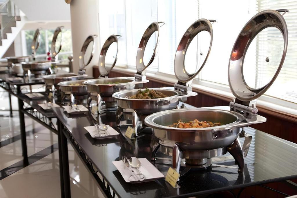 Vientiane Plaza Hotel Экстерьер фото