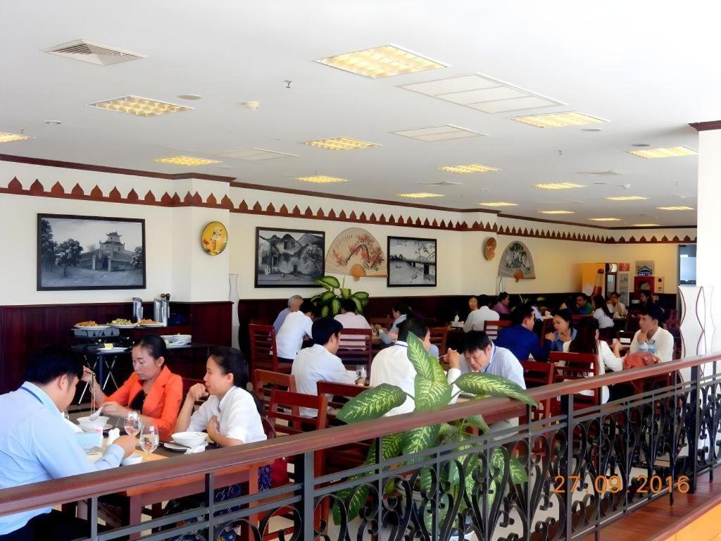 Vientiane Plaza Hotel Экстерьер фото